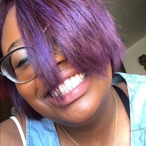 Meet your Posher, Amber